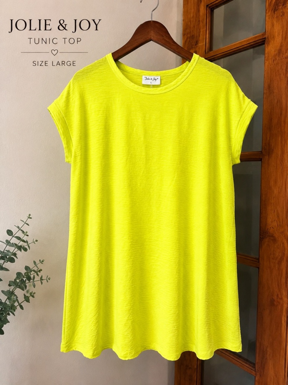 Jolie & Joy Neon Yellow Textured Tunic Top Short Sleeve Size Large